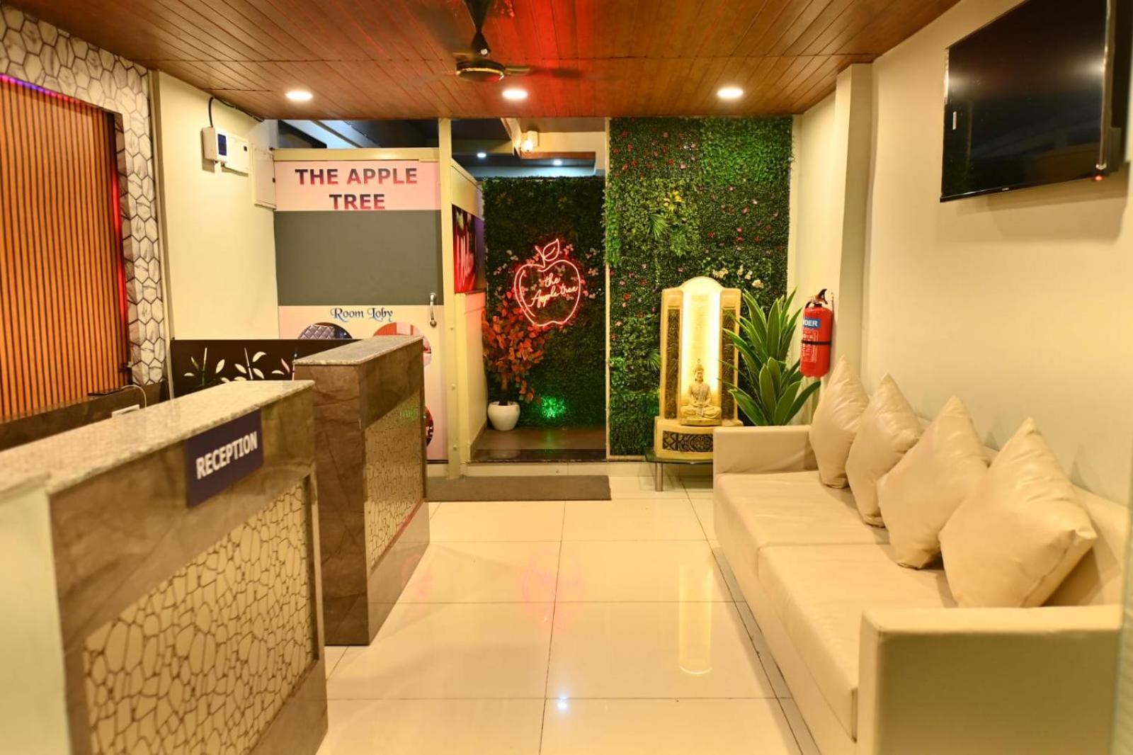 The Apple Tree Hotel إندور المظهر الخارجي الصورة